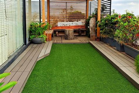 How To Lay Artificial Grass For A Balcony Or Rooftop