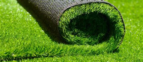 How To Maintain A Lush Look By Cleaning Artificial Grass Leaves