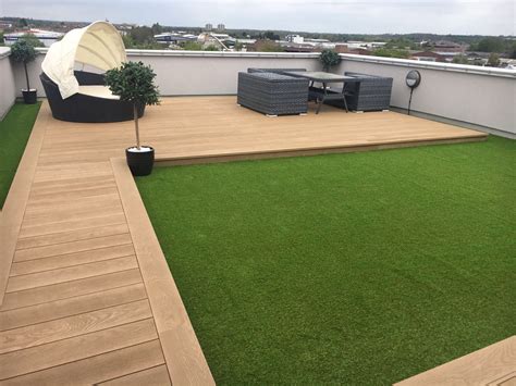 Innovative Ideas For Decking And Artificial Grass Combos